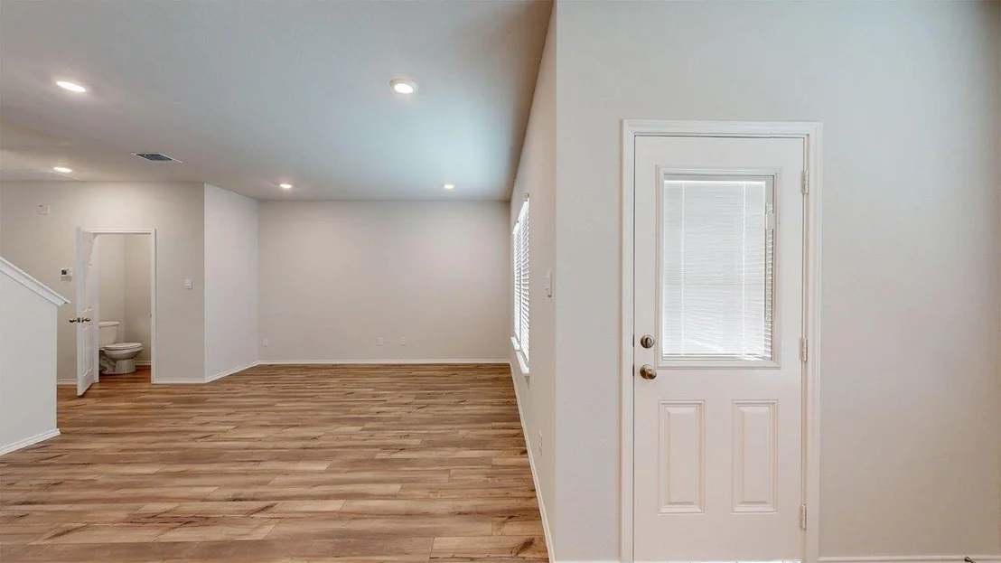 Photo of 505 Hector LOOP