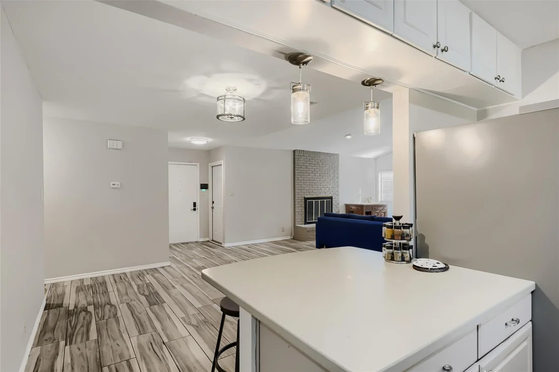 Photo of 1300 Neans DR