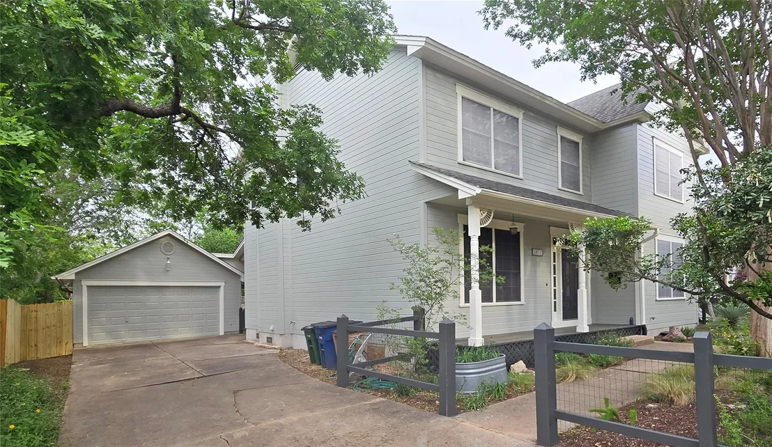 Photo of 5017 W Frances PL