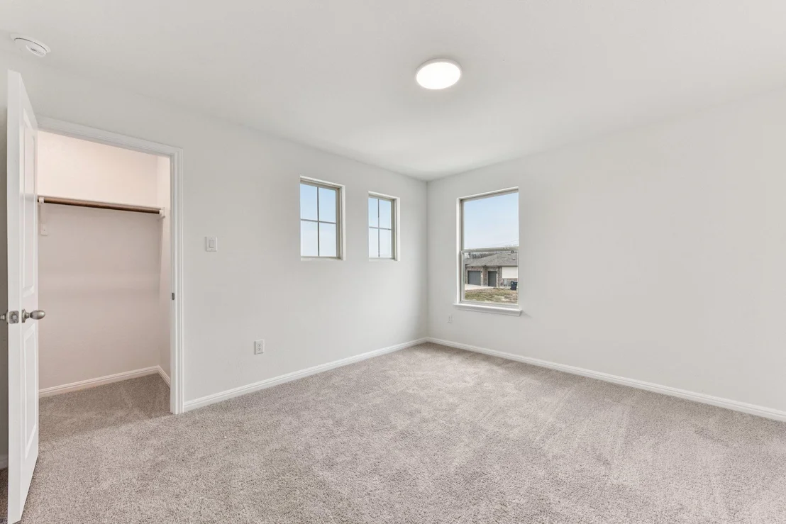 Photo of 319 Dogvane CIR