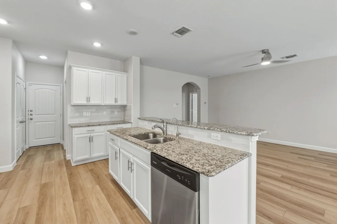 Photo of 301 Serpentine LN