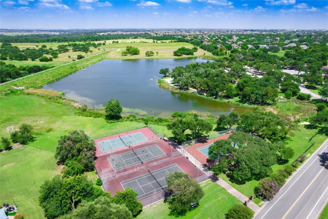 Photo of 3500 Hamlet CV