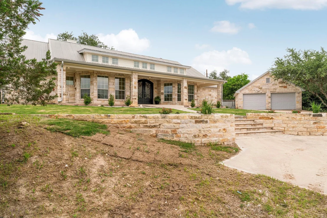 Photo of 1129 Cedar Pass RD