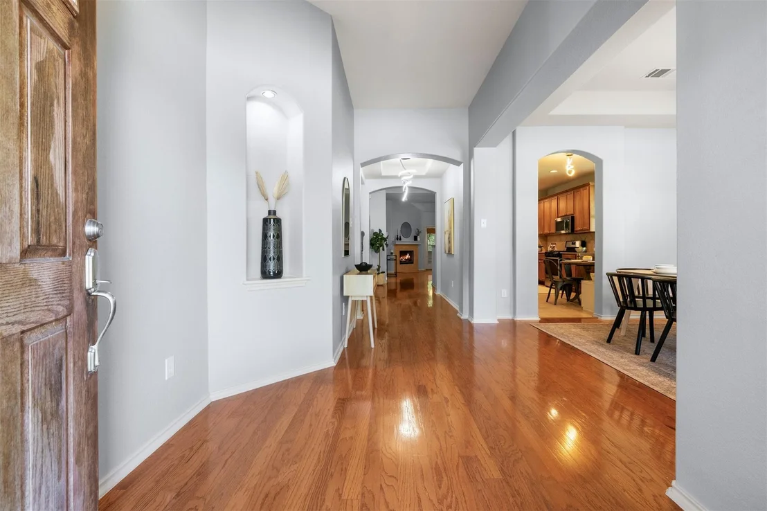 Photo of 2701 Rosemount CV