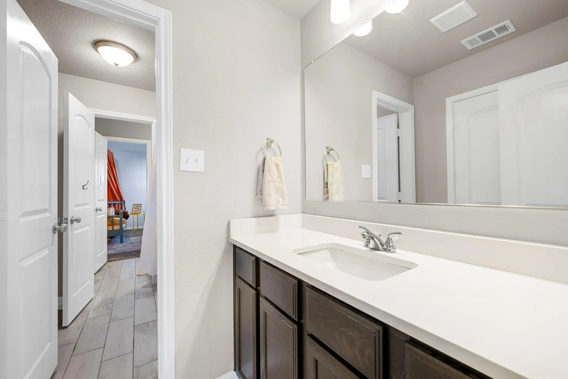 Photo of 5030 Dickinson LOOP