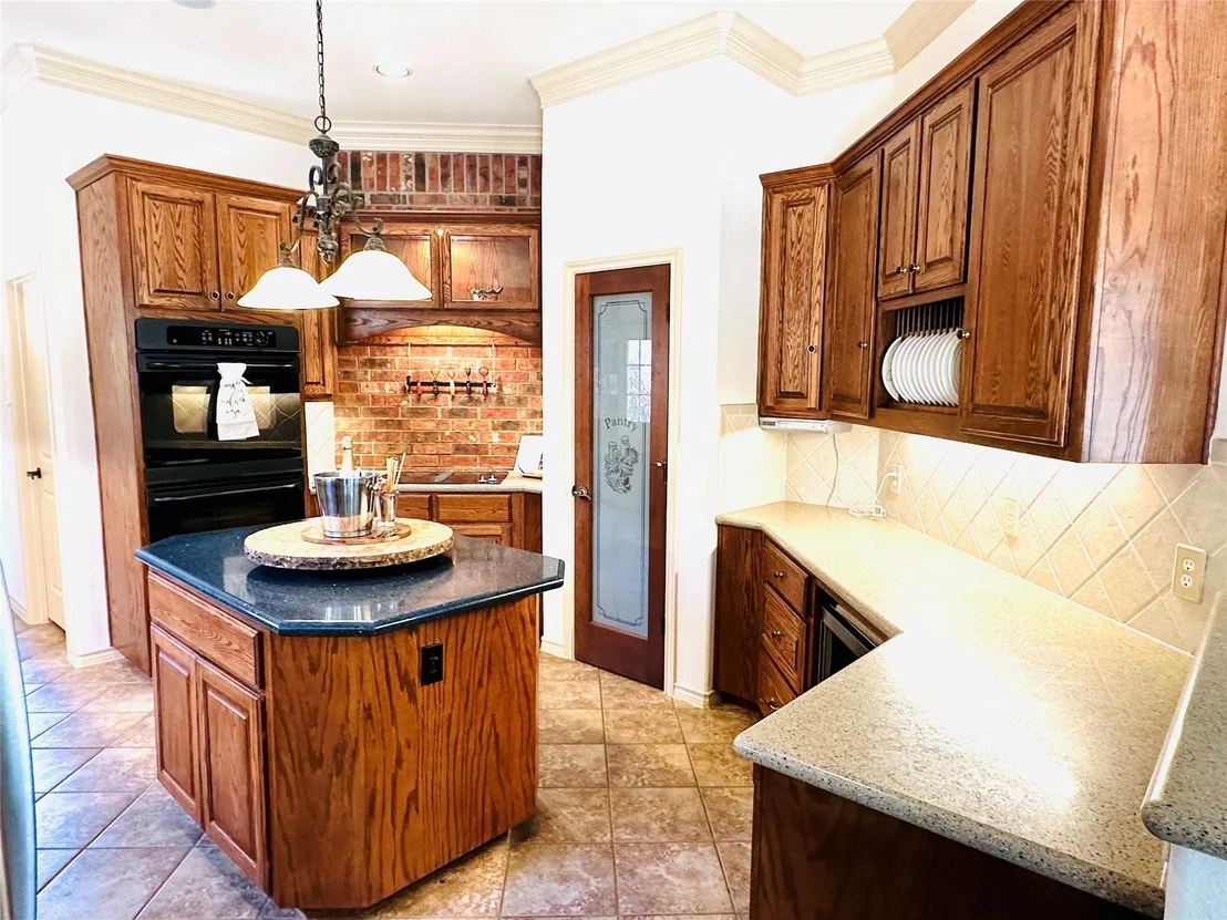 Photo of 300 Copper LN