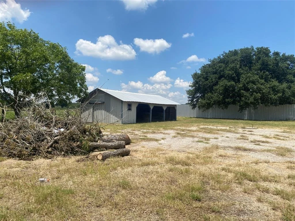 Photo of 2525 159 Highway
