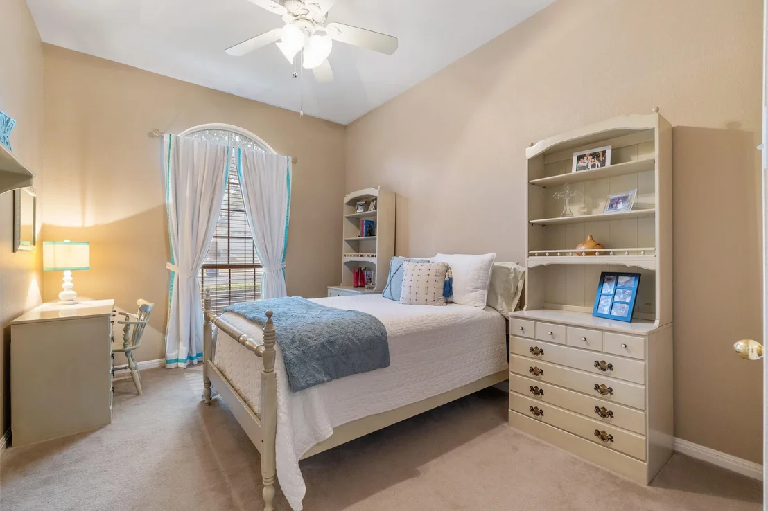 Photo of 15016 Thatcher DR