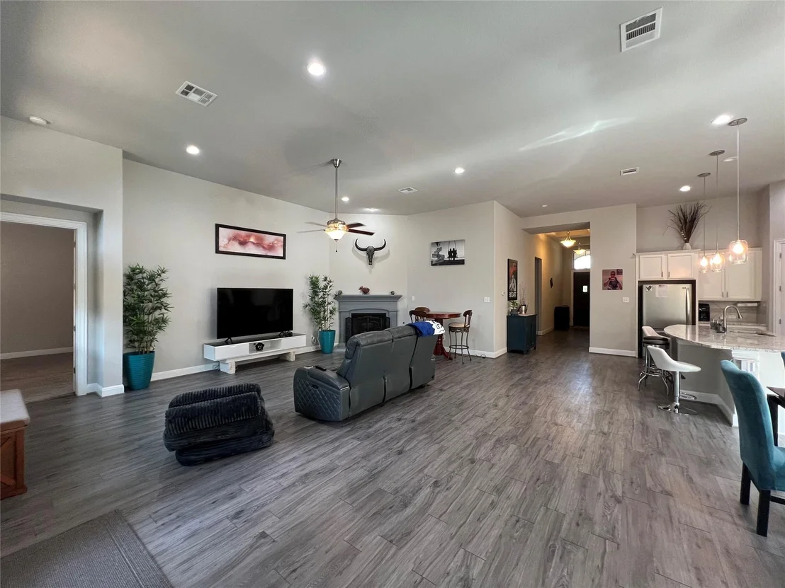 Photo of 1709 Hollowback DR