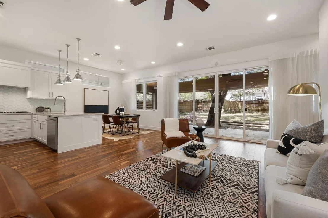 Photo of 1208 Kinney Ave