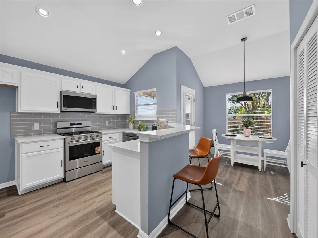 Photo of 14303 Cummins WAY