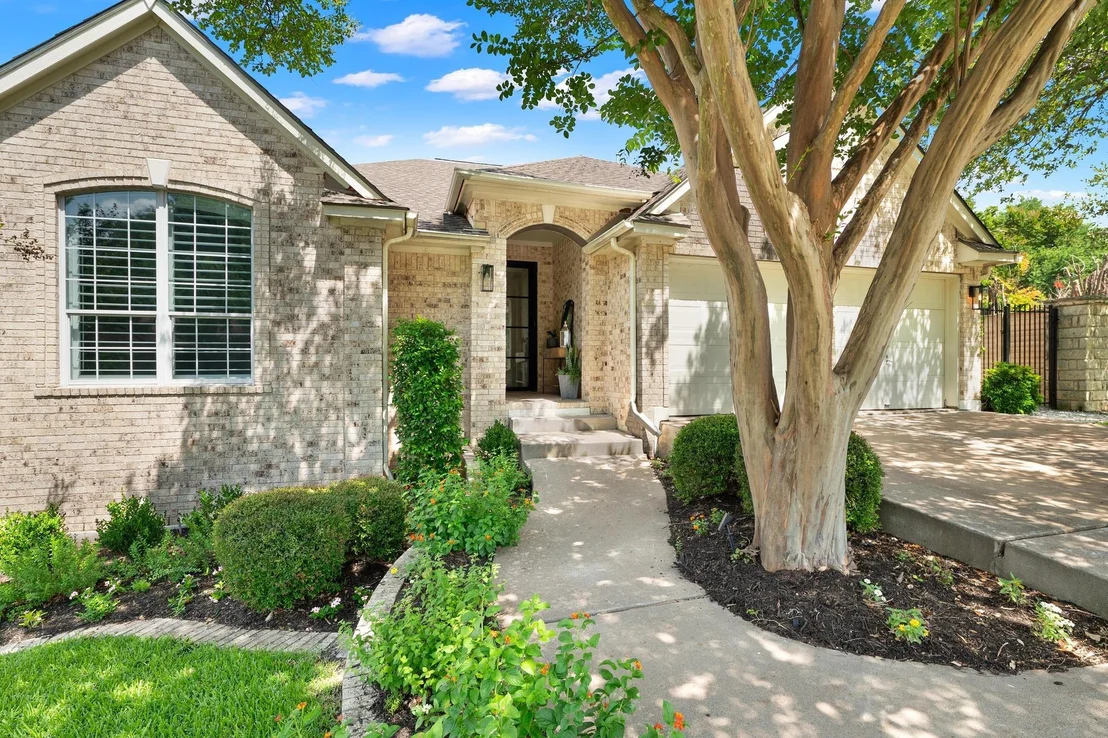 Photo of 10239 Scull Creek DR