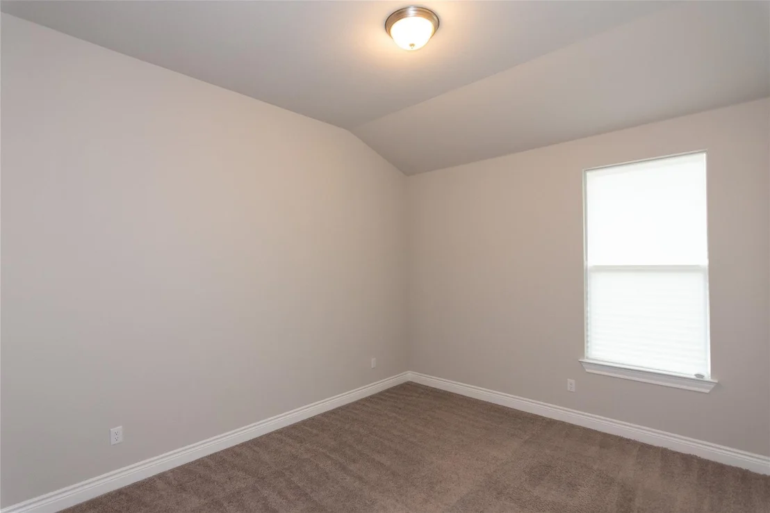 Photo of 120 Split Oak DR
