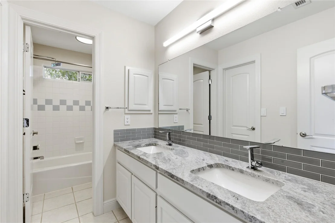 Photo of 6513 Way LN