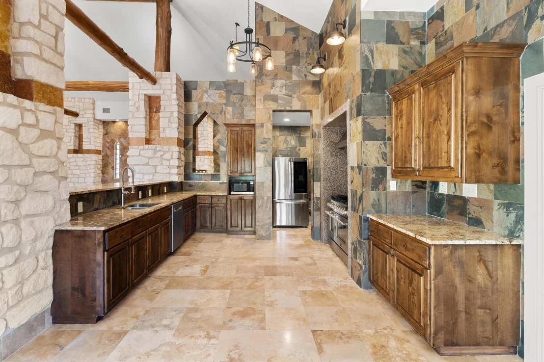 Photo of 340 Barton Ranch RD
