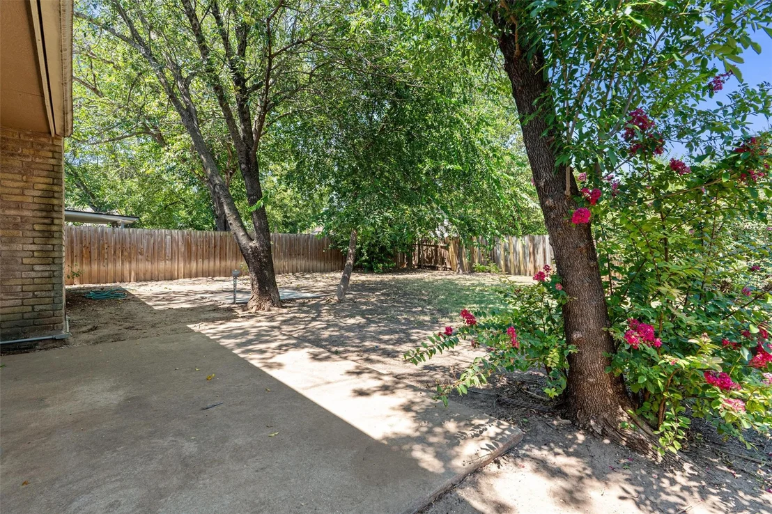Photo of 1402 Beth LN