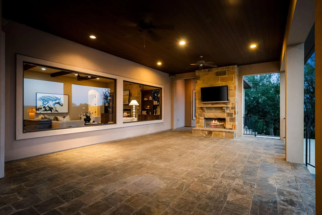 Photo of 8145 Lake Mountain LN