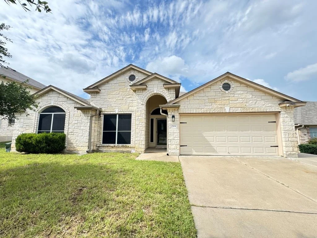 Photo of 219 Memory LN
