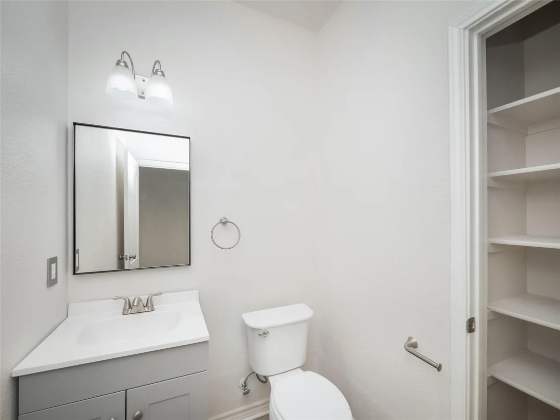 Photo of 1706 Timberwood DR