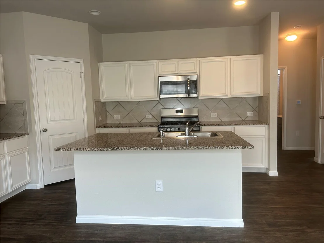 Photo of 3501 Blazeby DR
