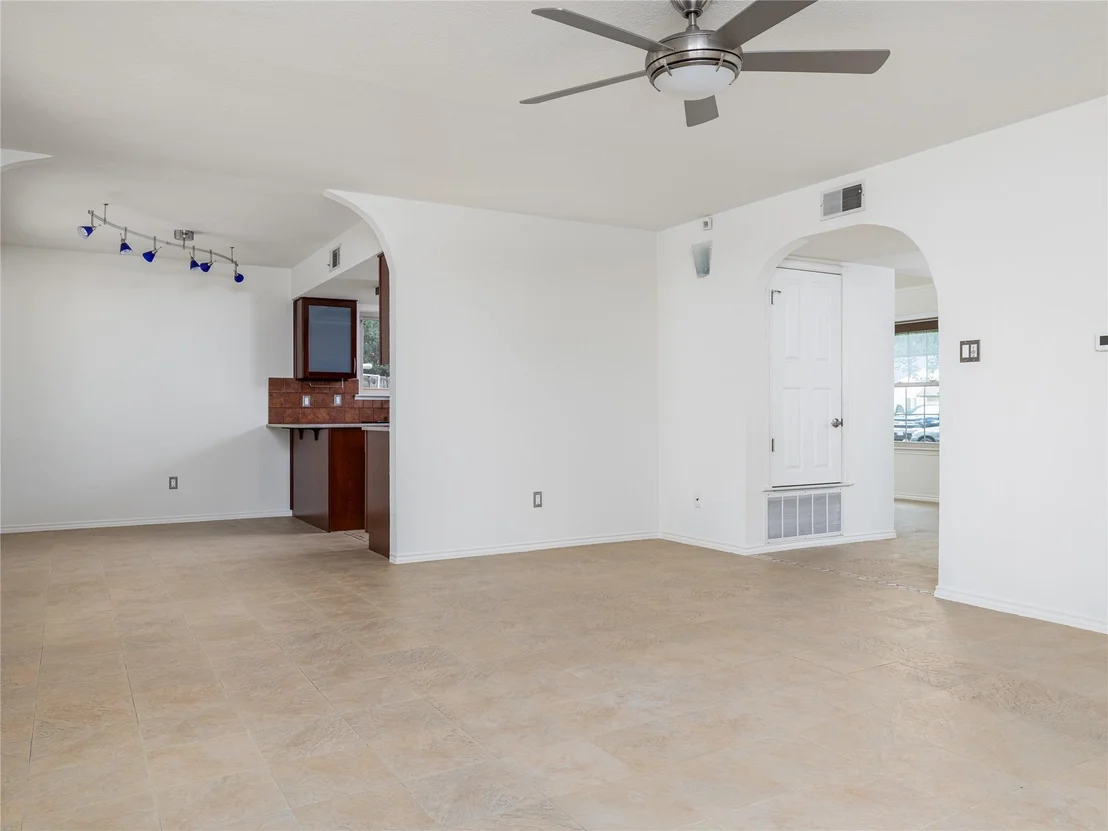 Photo of 12208 Antoinette PL