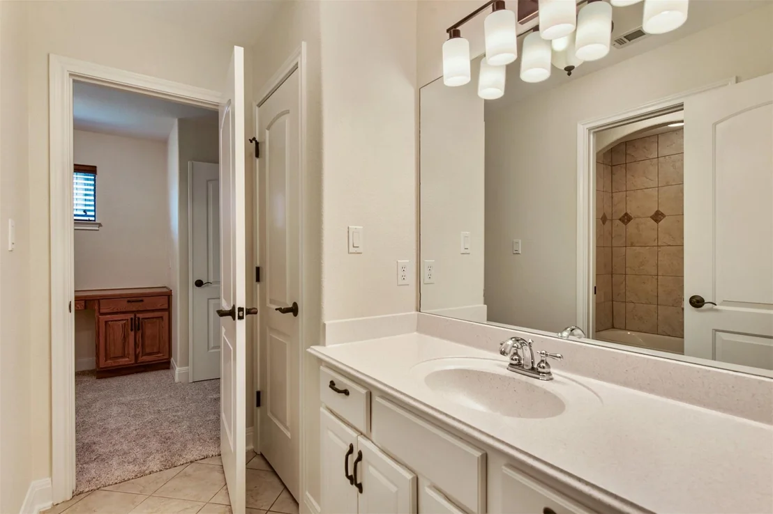 Photo of 107 Hensley DR