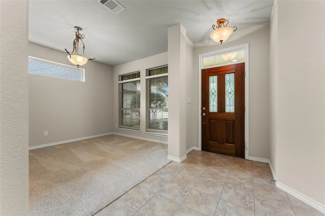 Photo of 302 Brazos DR
