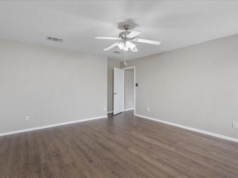 Photo of 204 Herrera TRL