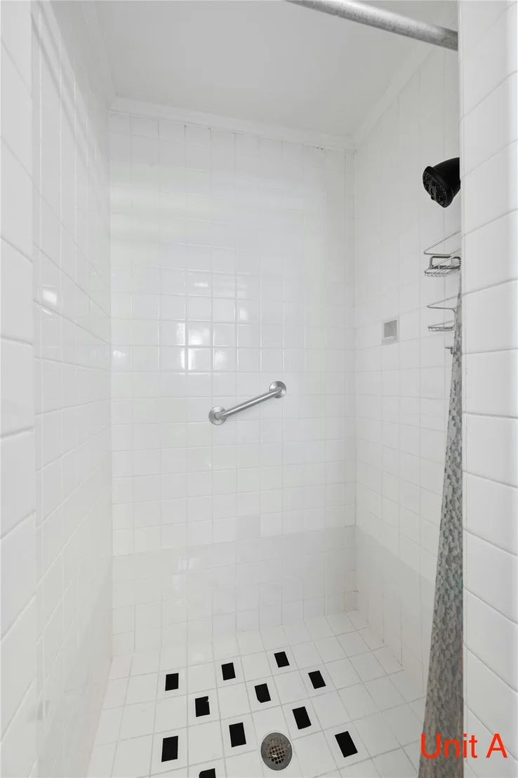 Photo of 2301 W 10th ST