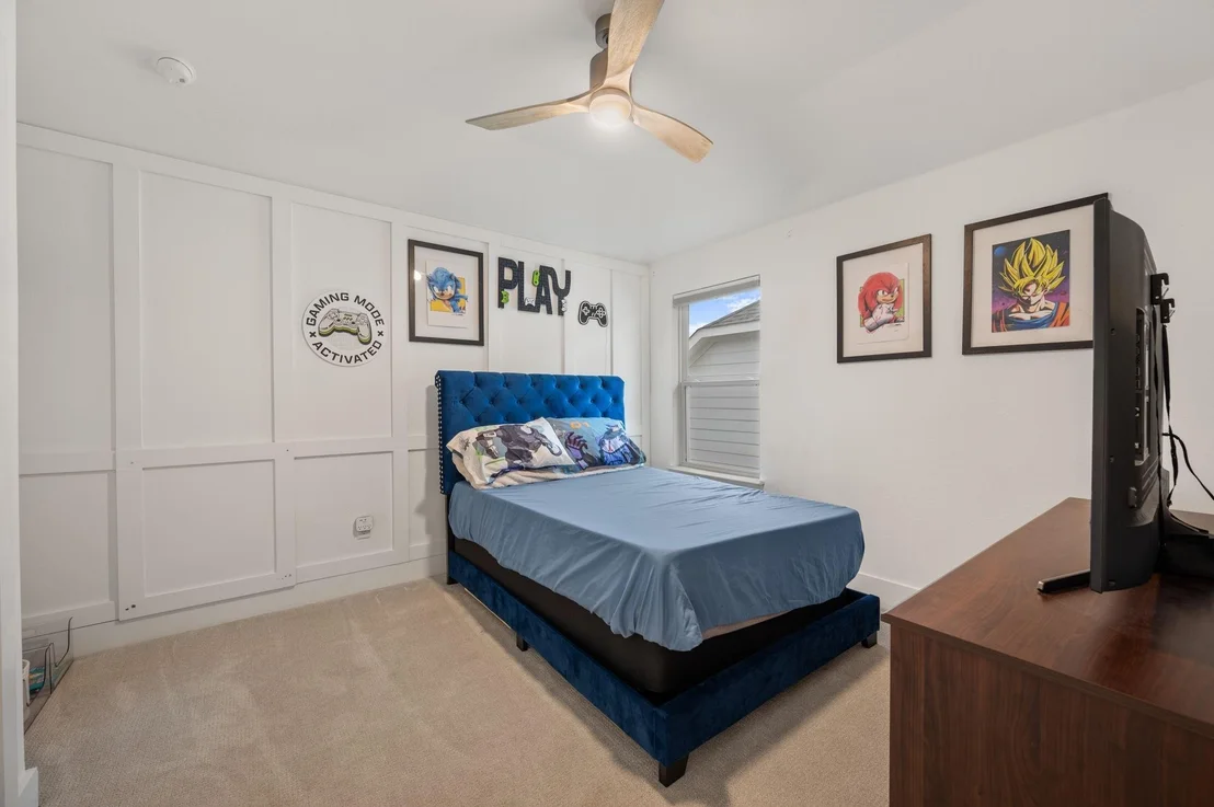 Photo of 1329 Kneehigh LN
