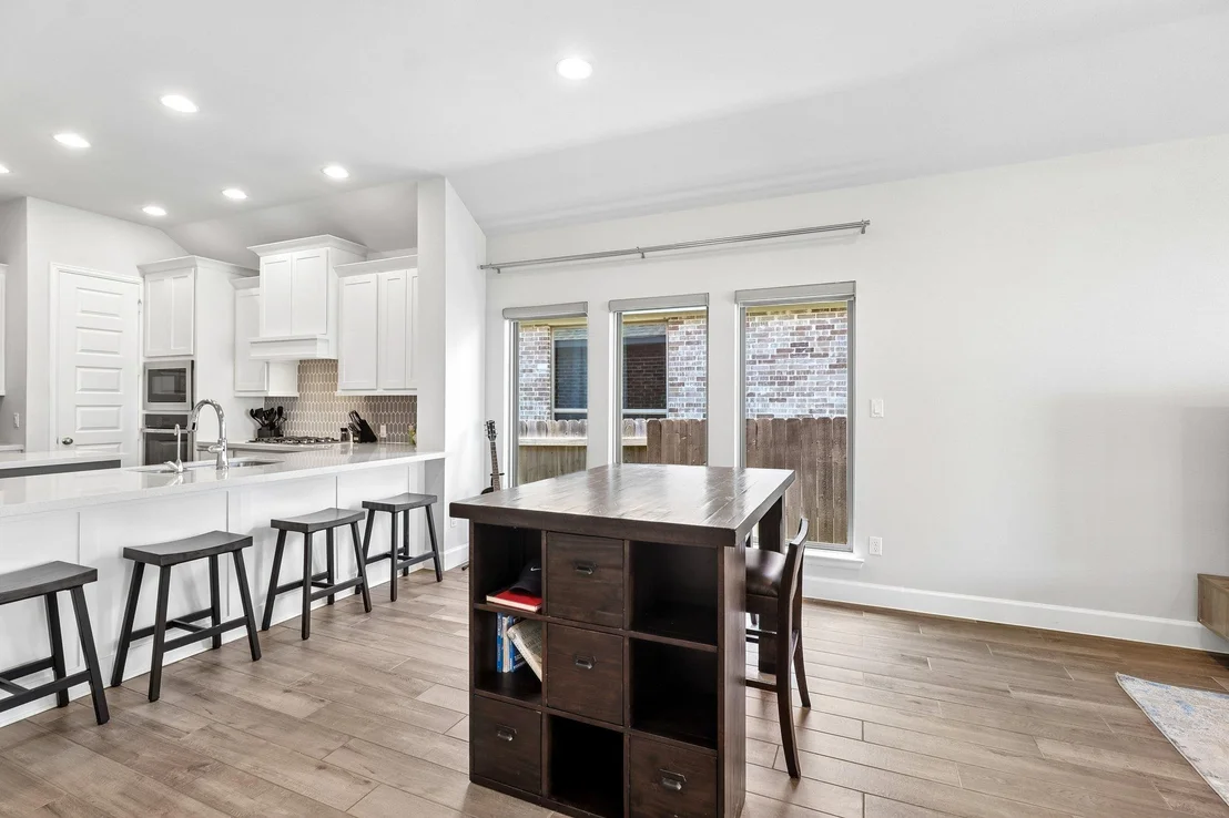 Photo of 112 Chinaberry BND