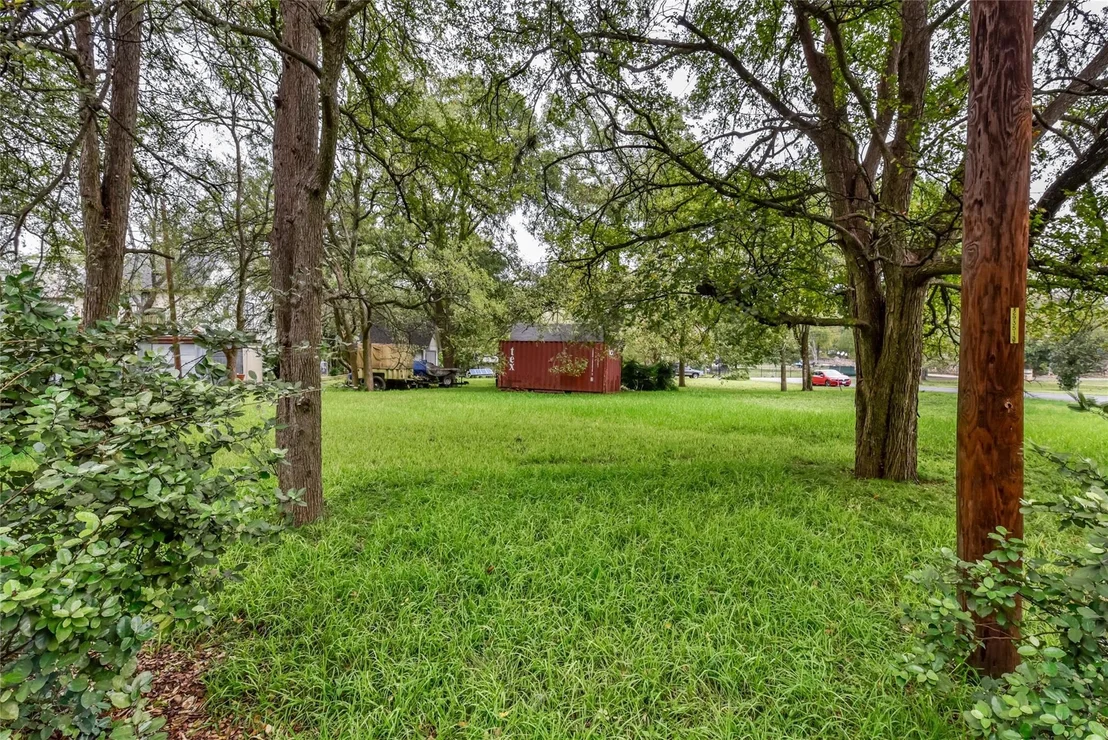 Photo of 1800 Rockcliff RD