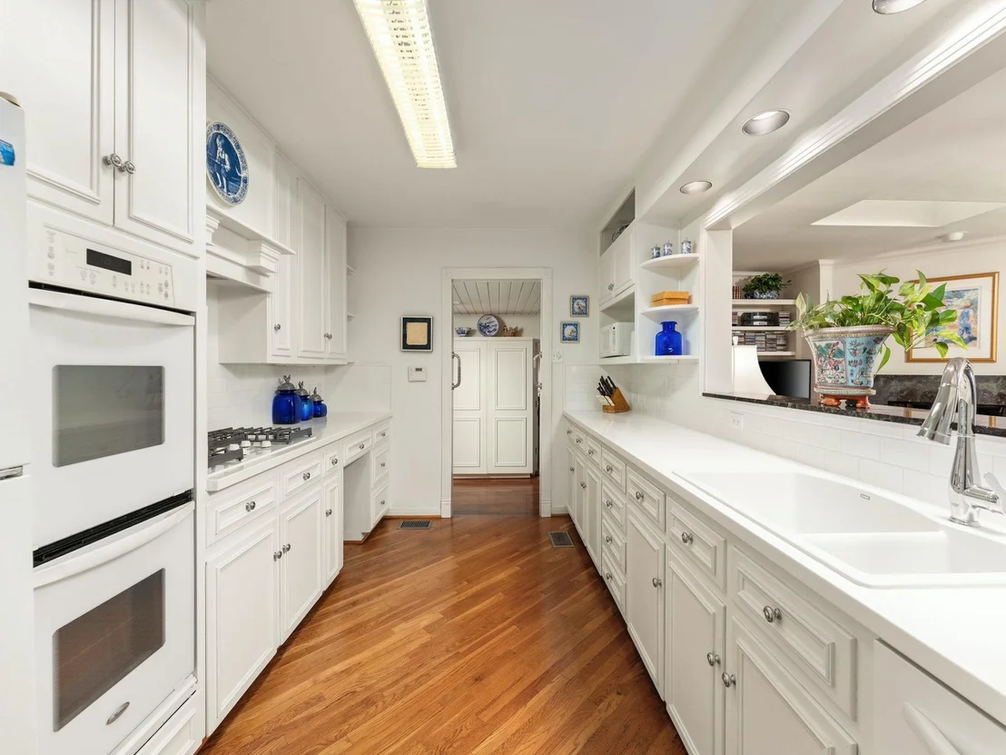 Photo of 2205 Scenic DR