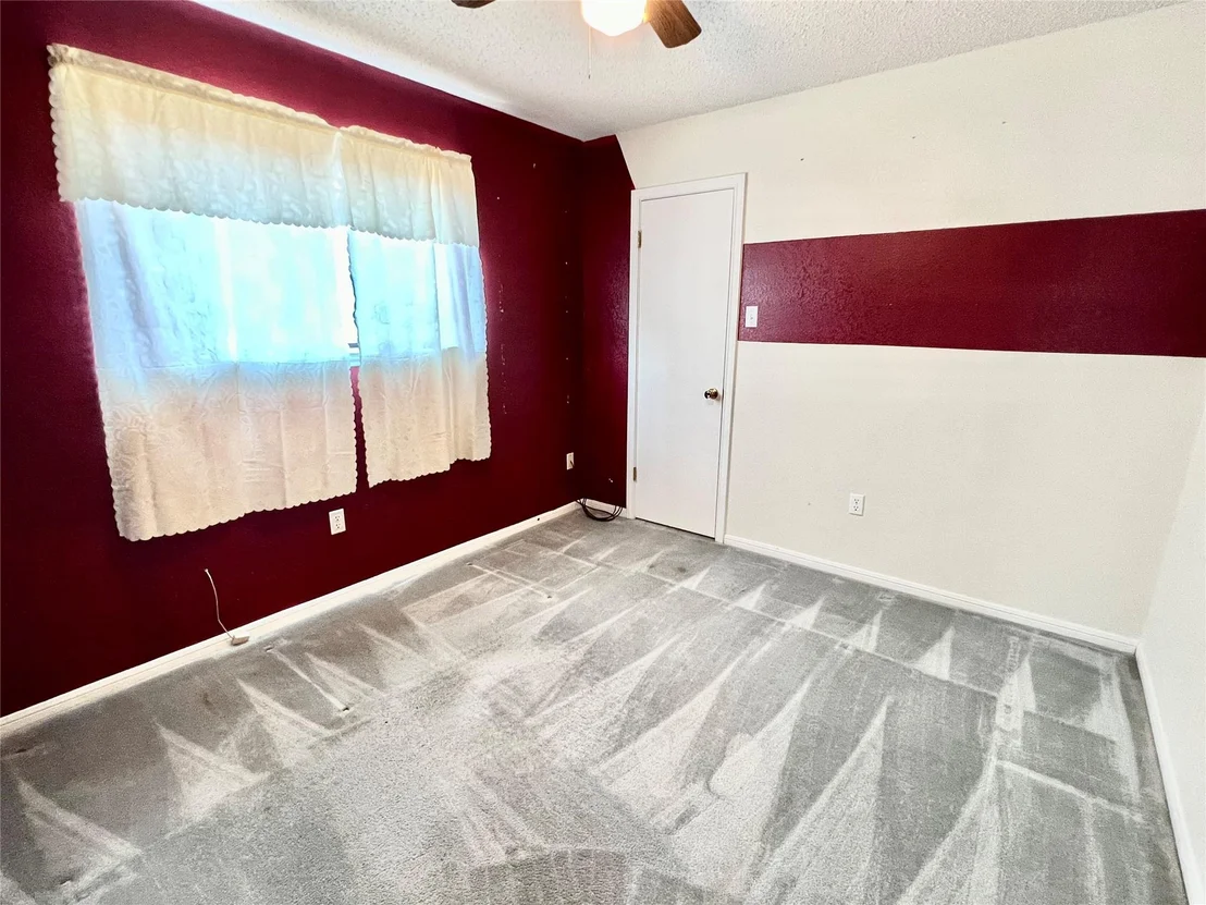 Photo of 105 Lariat CIR