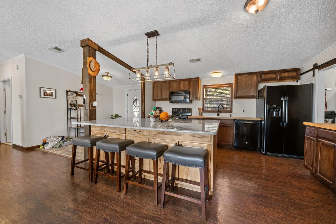 Photo of 28609 Paradise Manor DR