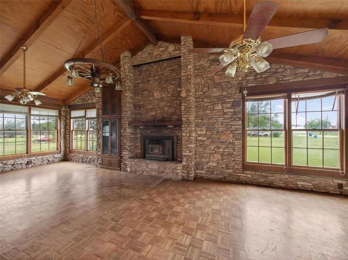 Photo of 7 Tammy LN
