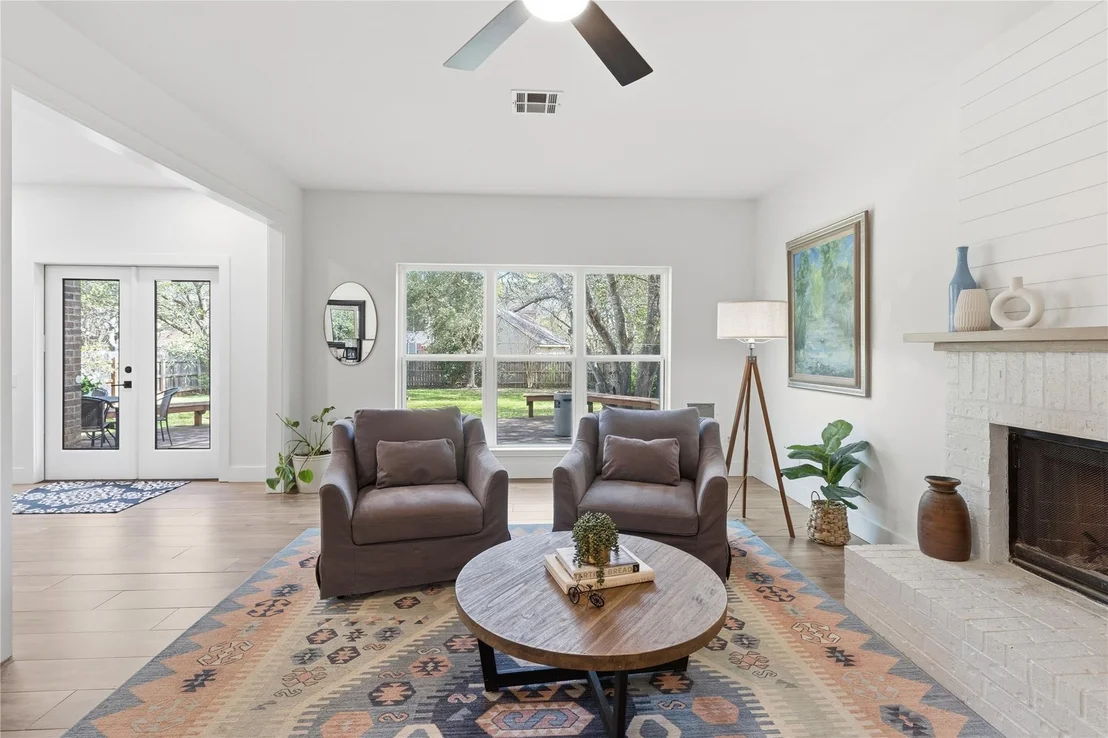 Photo of 6310 Walebridge LN
