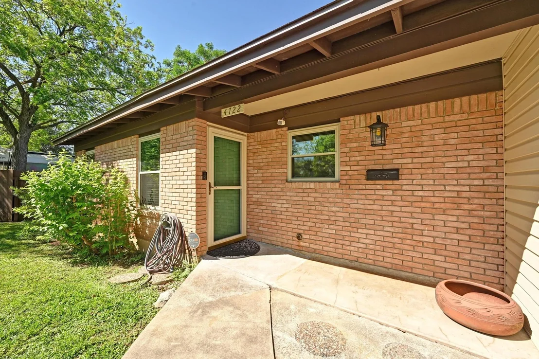 Photo of 4722 Frontier TRL