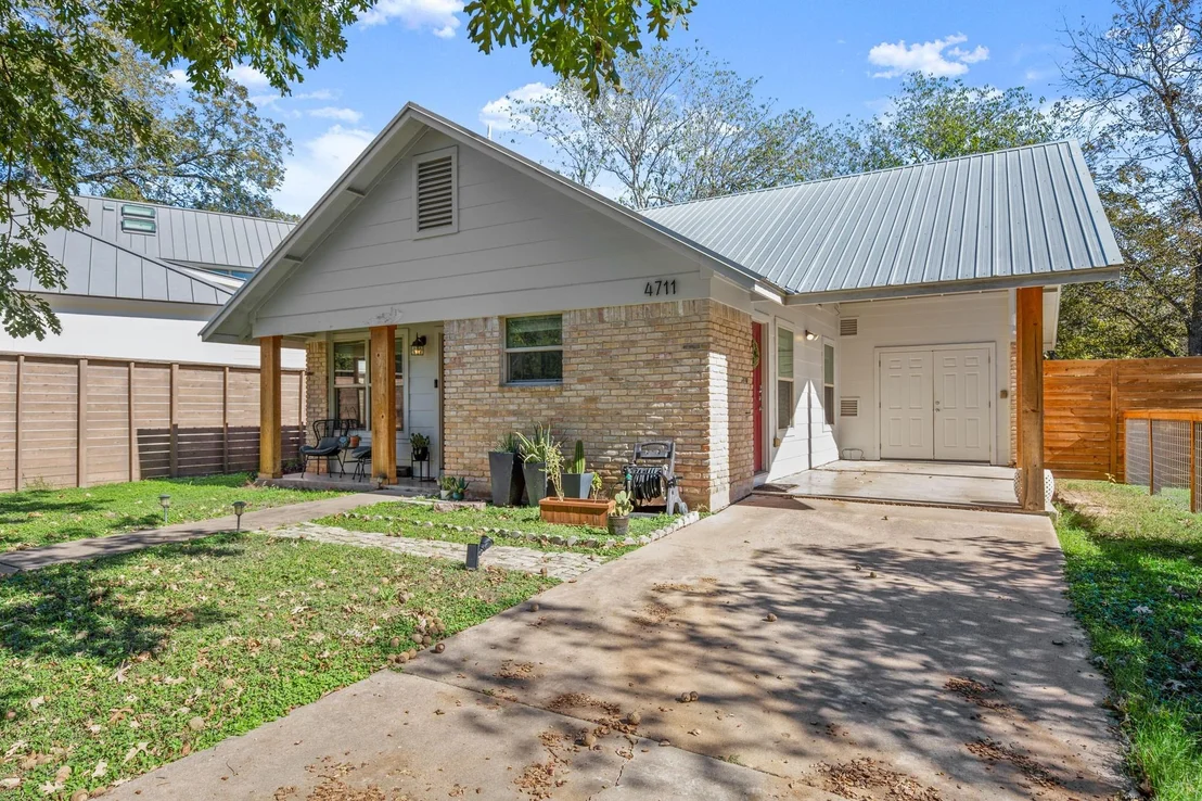 Photo of 4711 Everglade DR