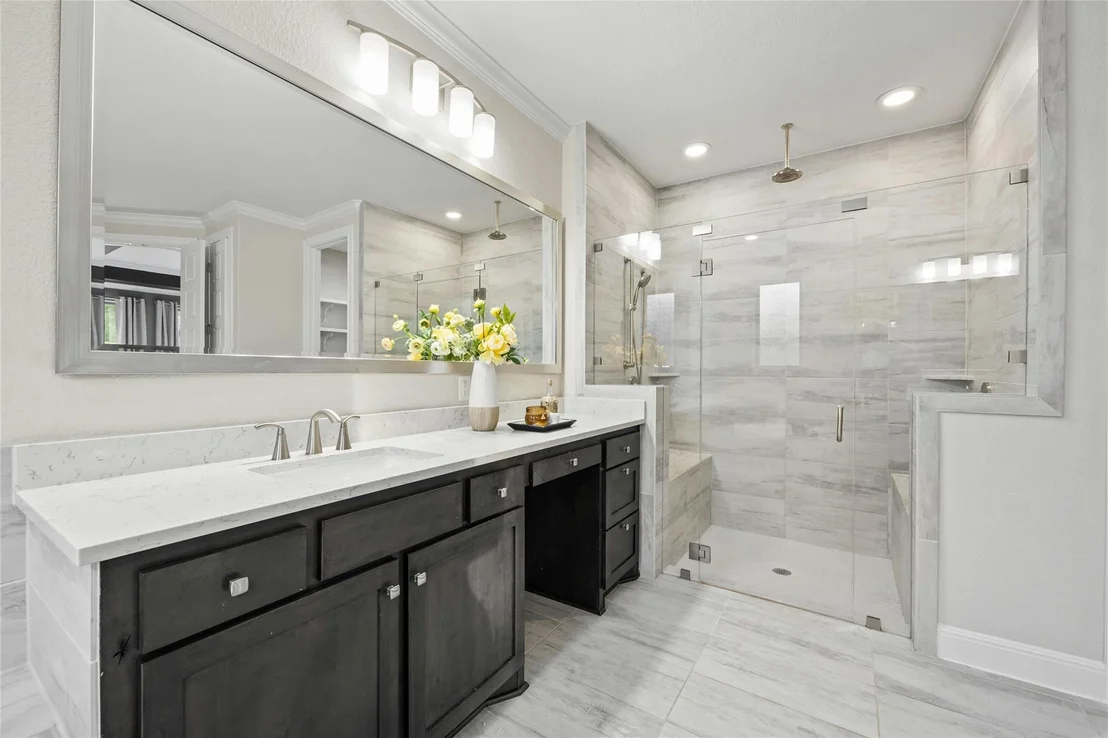 Photo of 218 Questa TRL