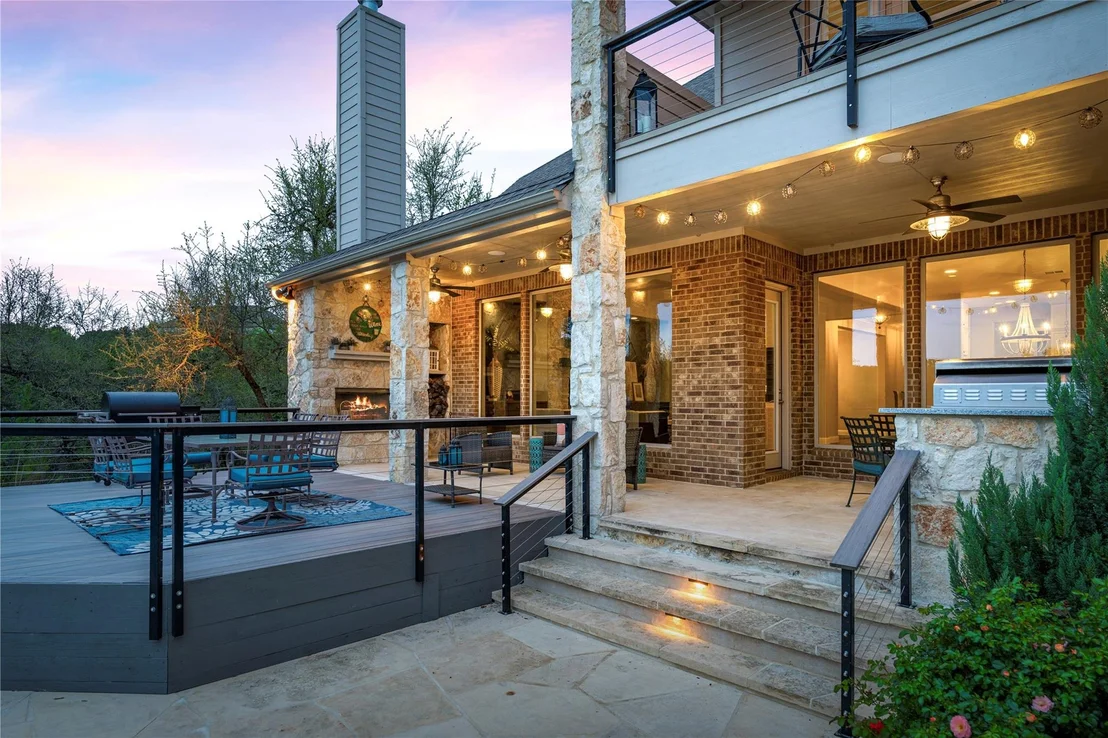 Photo of 408 Riva Ridge PL