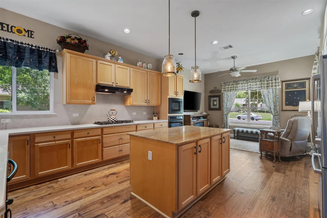Photo of 115 Durango TRL
