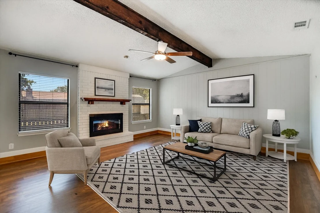 Photo of 703 Windsor RD