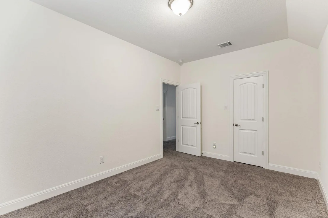 Photo of 124 Redtail LN