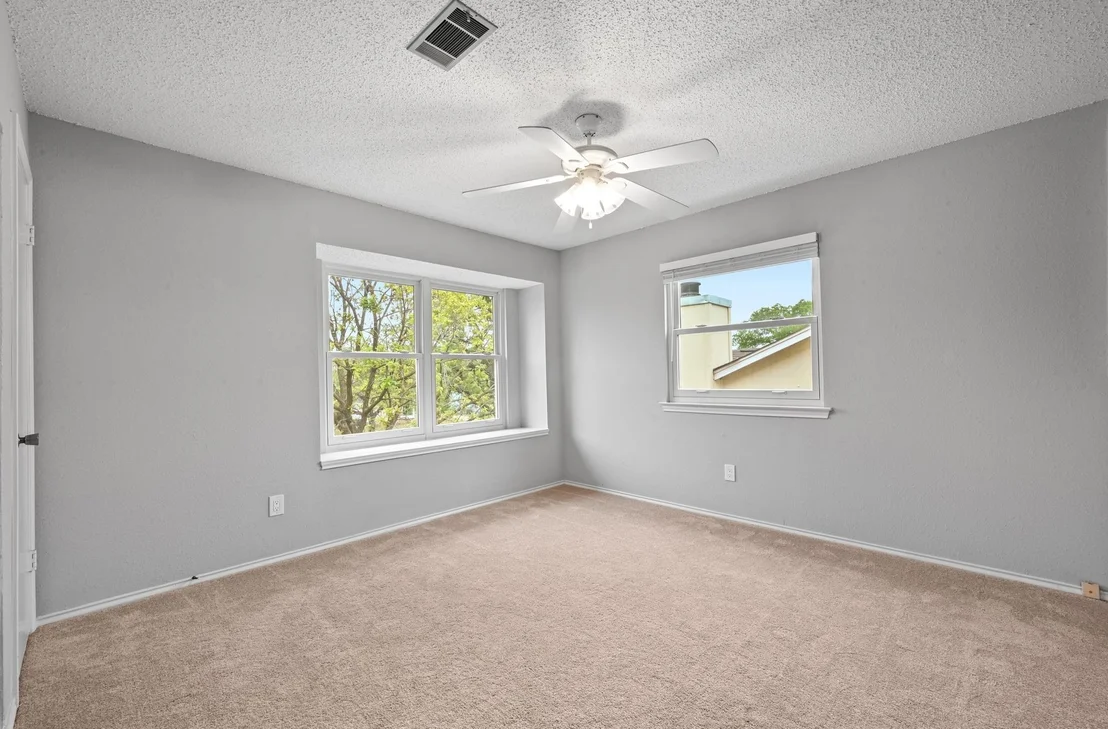 Photo of 4009 Alexandria DR
