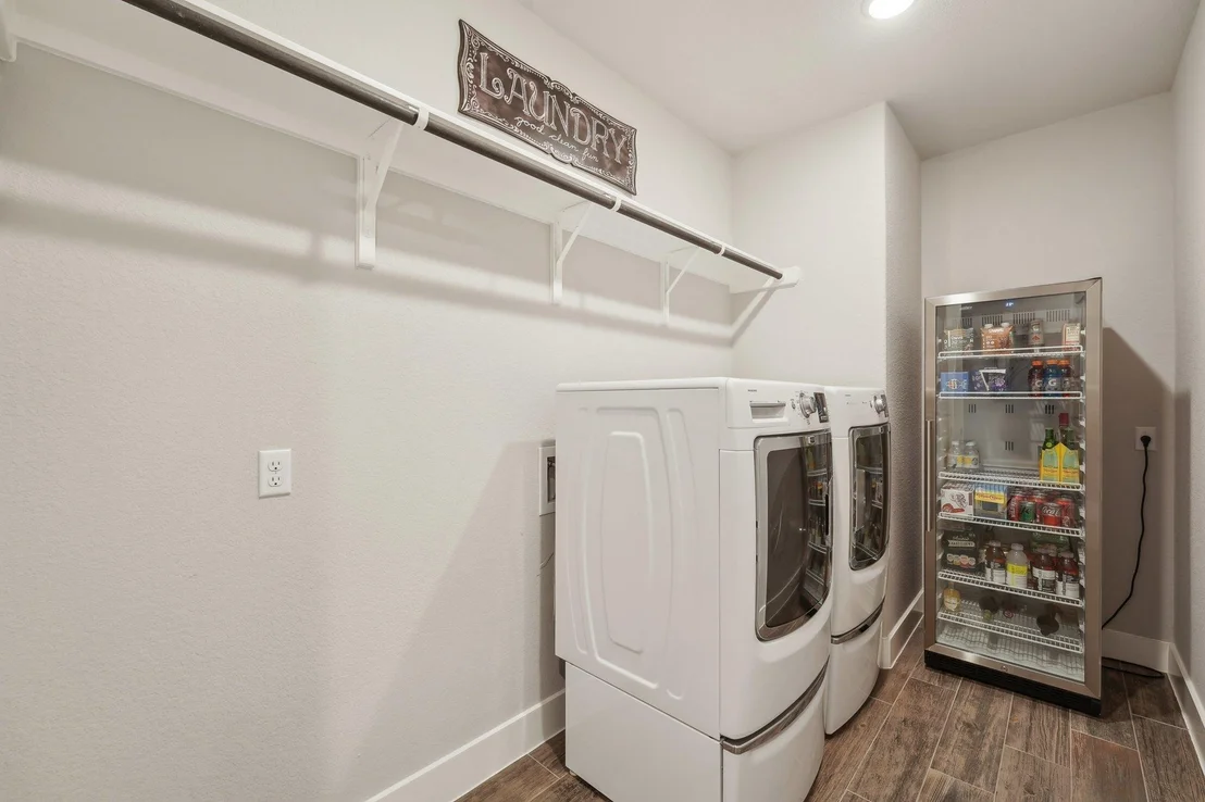 Photo of 300 Red Mulberry WAY