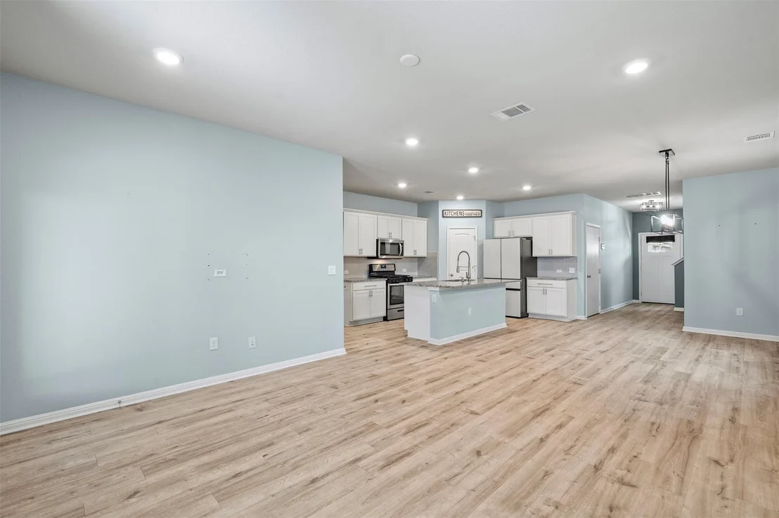 Photo of 120 Ellinger RD