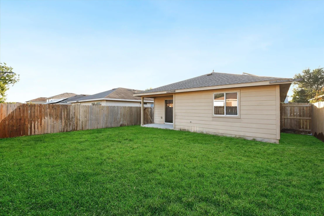 Photo of 5713 Las Alas TRL