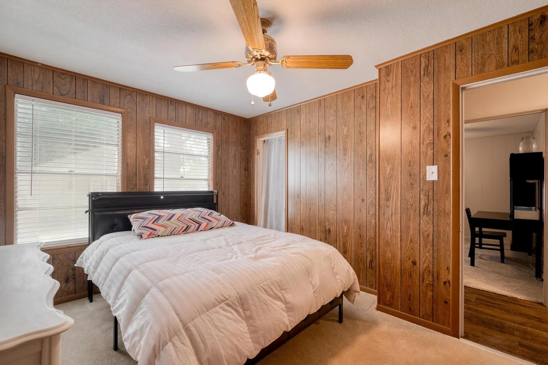 Photo of 602 Sloan ST