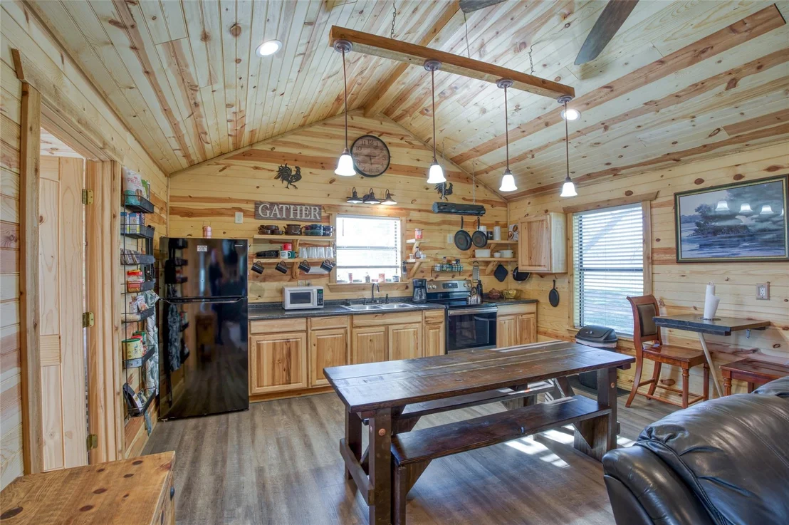 Photo of 103 E Indian Bend RD